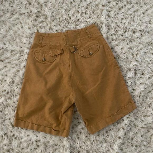 Shorts - Picture 3 of 3